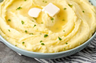 On the spot Pot Mashed Potatoes | Cookies and Cups