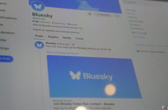 Bluesky opens to all, however can it actually tackle X and Threads?