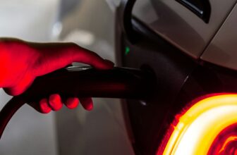 How Tesla’s NACS plug grow to be the de facto EV charging commonplace