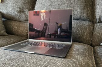 The right way to Clear Your MacBook Display screen