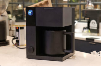 The Fellow Aiden makes espresso ok for snobs with a single button