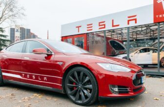 Tesla Reportedly Lays Off Extra Than 10% of Its Employees as Elon Musk’s Troubles Multiply